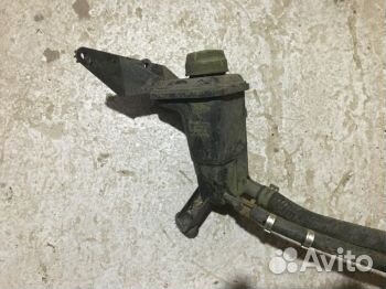 Бачок гидроусилителя