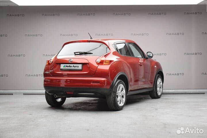 Nissan Juke 1.6 CVT, 2013, 210 049 км