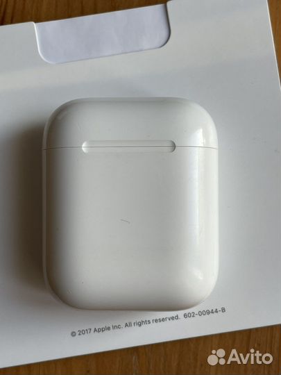 Airpods оригинал (1-го поколения)