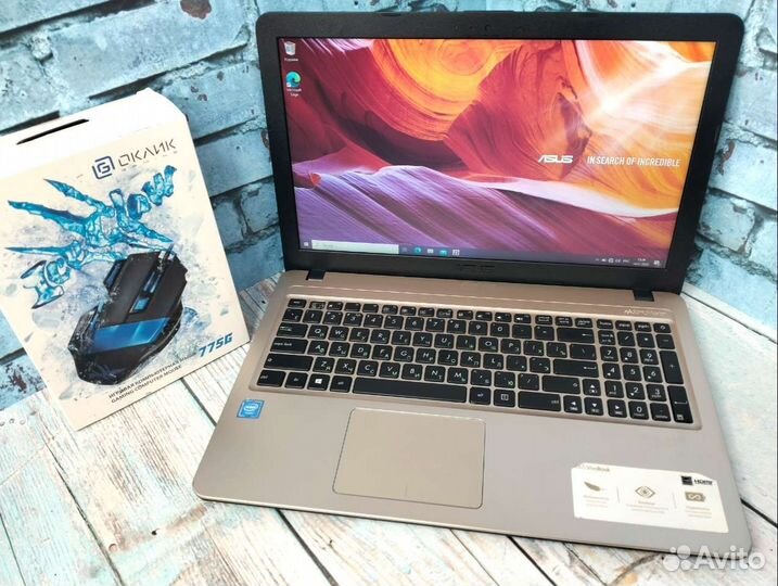 Свежий Asus на n4000/ RAM 4