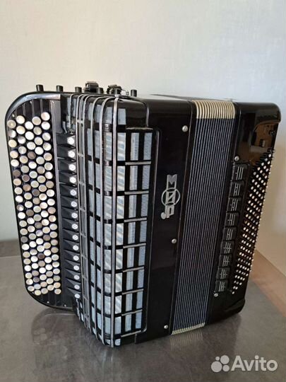 Баян мастеровой Мир