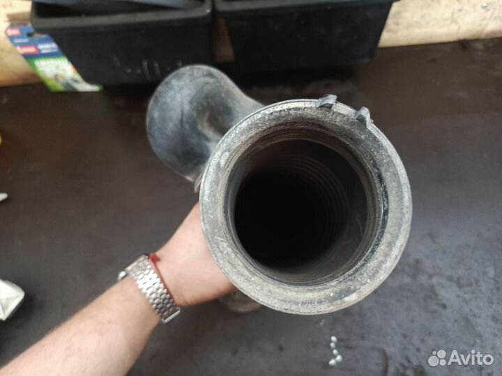 Патрубок воздушного фильтра honda cr-v 1