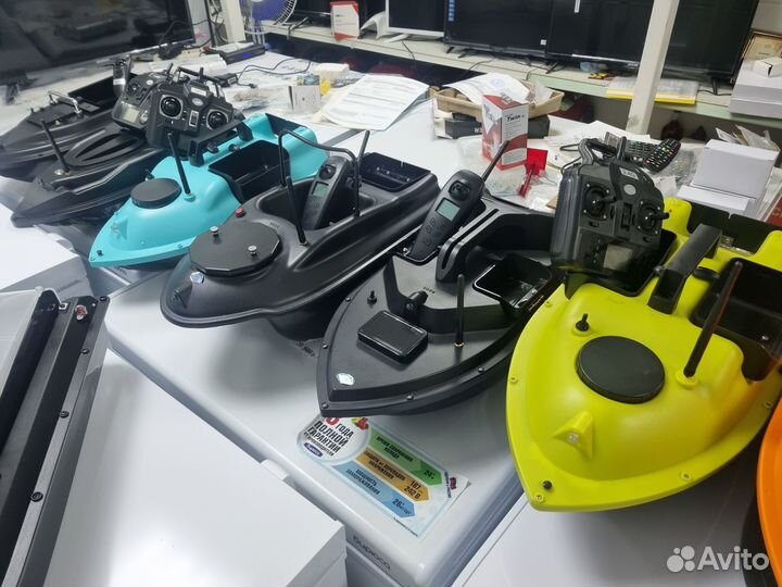 Прикормочный кораблик