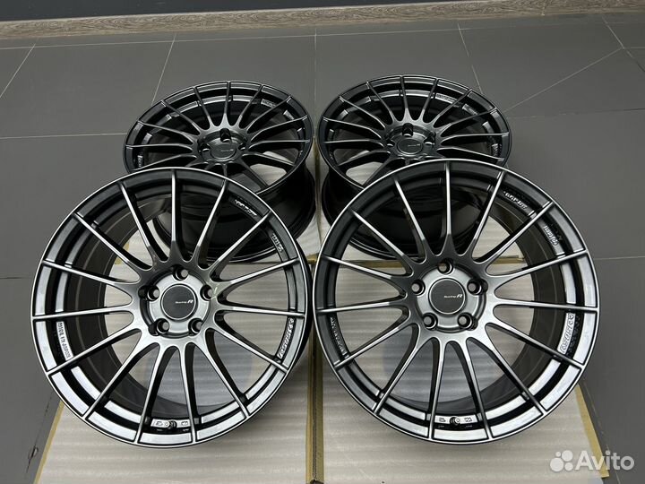 Enkei RS05RR 18*8.5J et35 5*112 Audi Golf VW