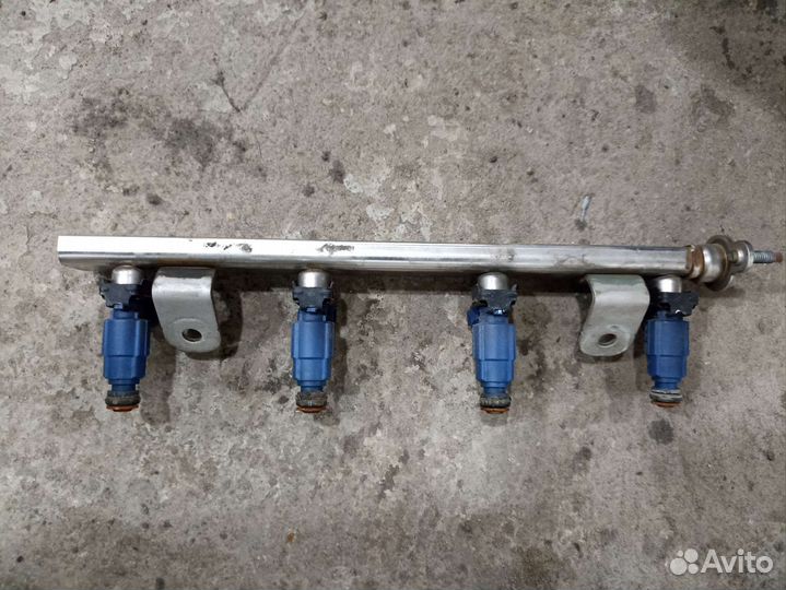 Топливные форсунки с рампой Kia Ceed ED 1.6 G4FC