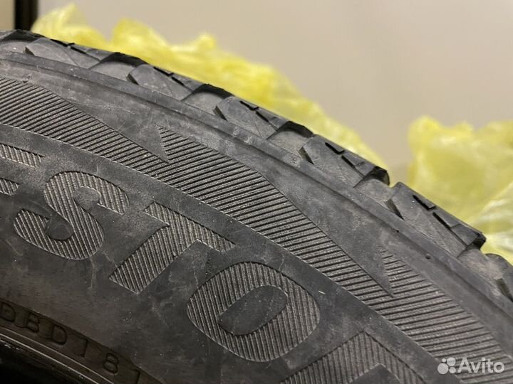 Bridgestone Blizzak DM-V2 225/60 R17