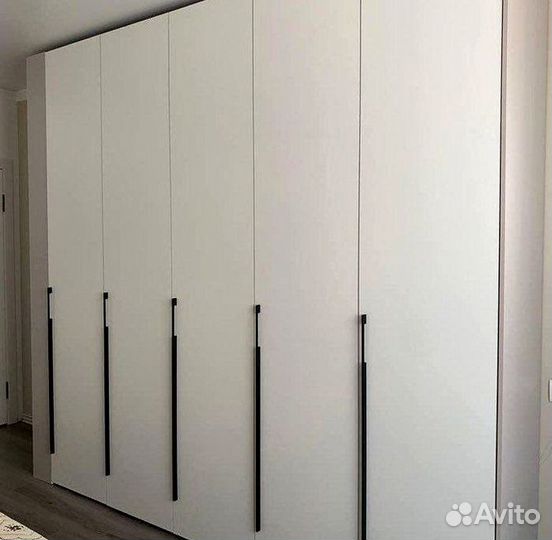 Шкаф в прихожую на заказ