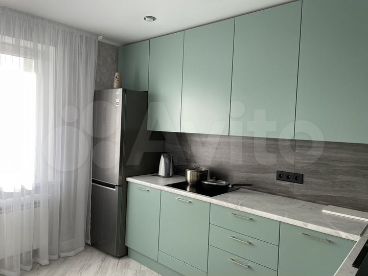 1-к. квартира, 42 м², 3/24 эт.