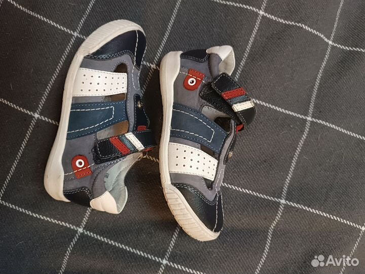 Сандалии детские для мальчиков 27