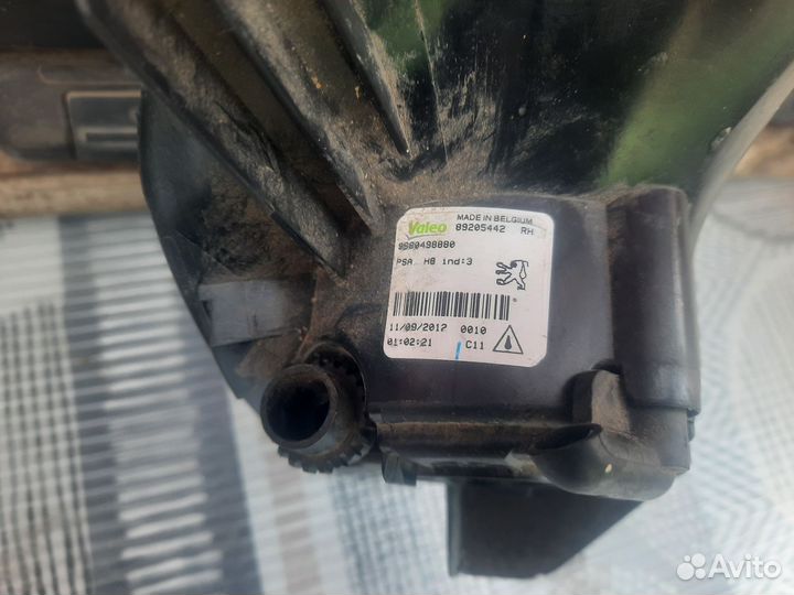 Противотуманный фонарь пежо 308