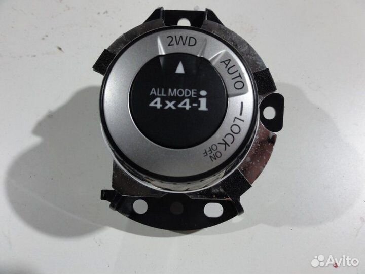 Блок управления полным приводом Nissan Qashqai 2
