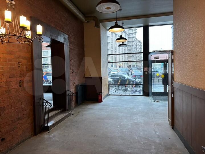 Общепит с отличным трафиком, 203.4 м²