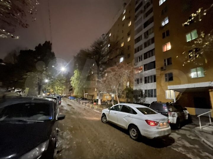 3-к. квартира, 66 м², 1/12 эт.