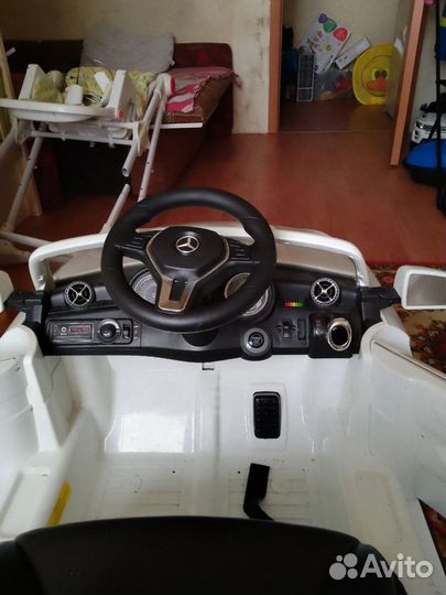 Детская машина на пульте управления Mercedes