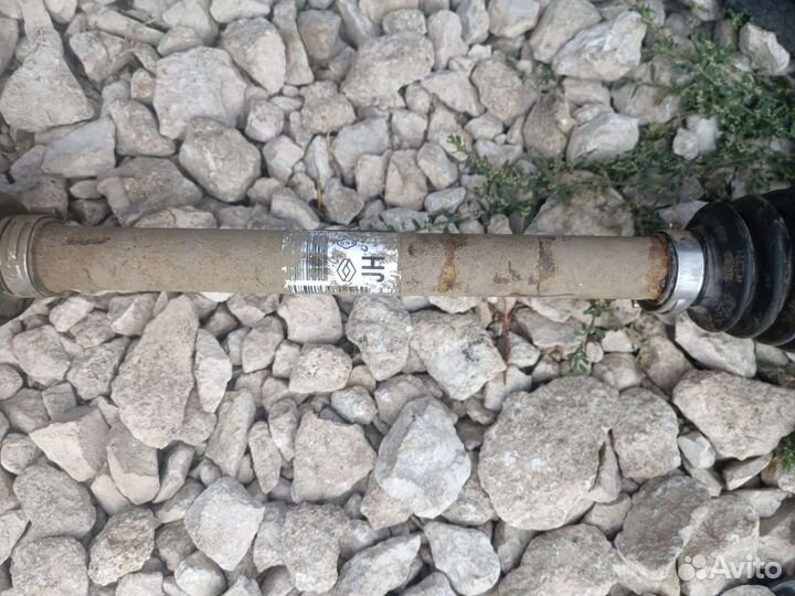 Приводной вал левый Renault Megan 3 1.6 МКПП