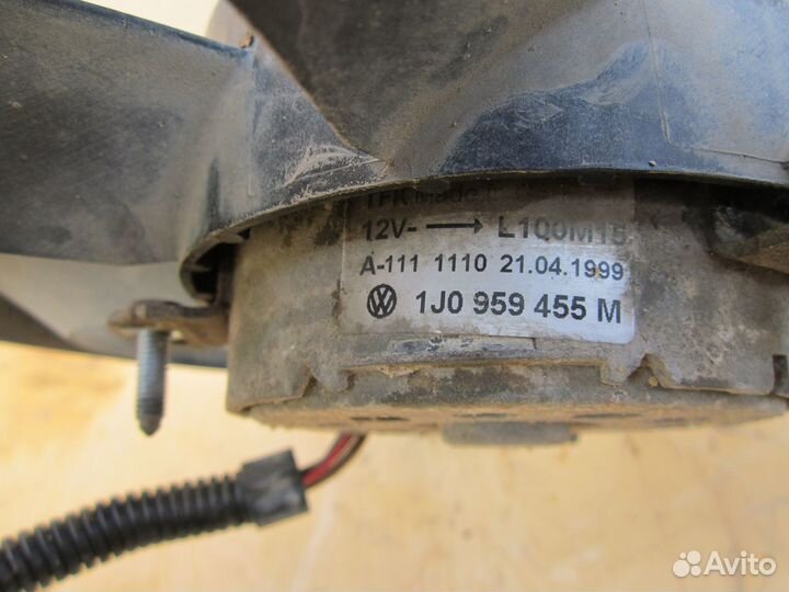 Вентилятор кондиционера Skoda Octavia tour