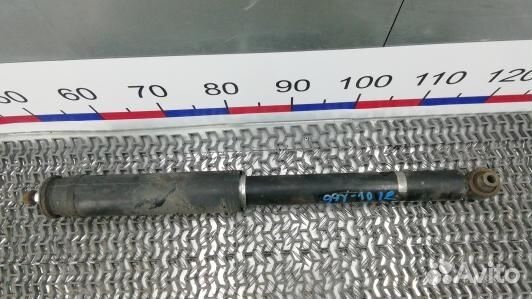 Амортизатор задней балки toyota auris E150 (99Y10L