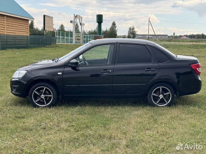 LADA Granta 1.6 МТ, 2017, 67 000 км