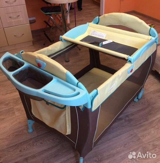 Детская кровать манеж