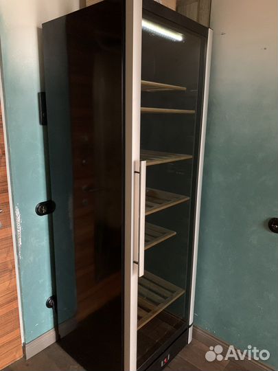 Винный шкаф Vestfrost w185