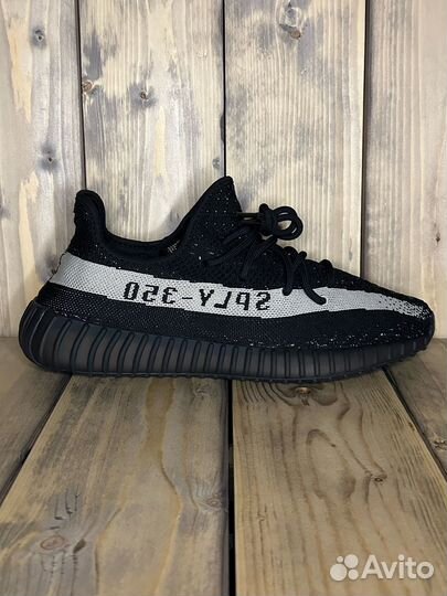 Adidas Yeezy Boost 350 V2 Oreo Black White - 11 US
