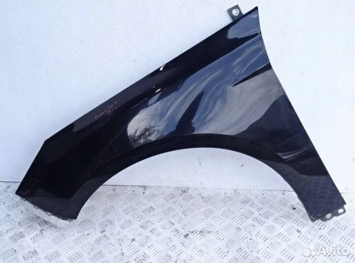 Переднее Крыло