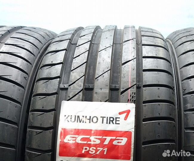 Kumho Ecsta PS71 235/60 R18 103T