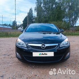 Opel Astra 1.6 МТ, 2011, 142 000 км