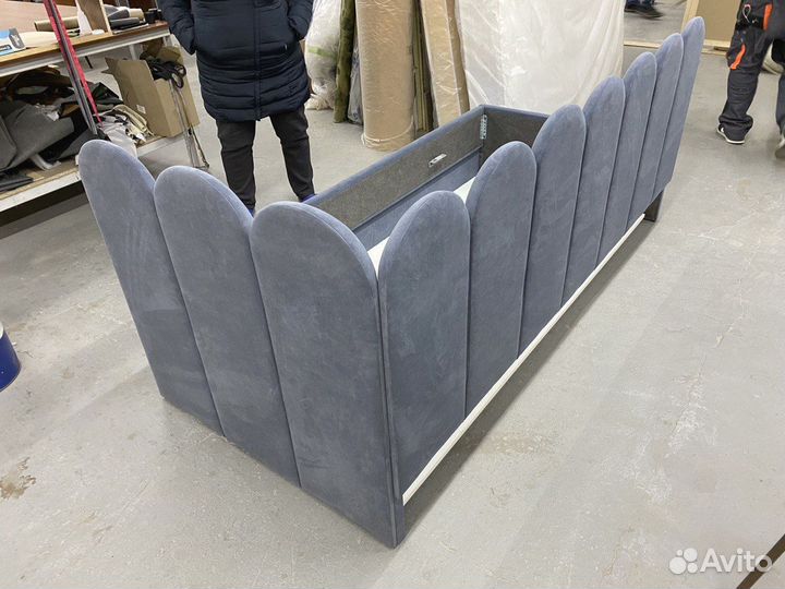 Детская кровать с ящиком