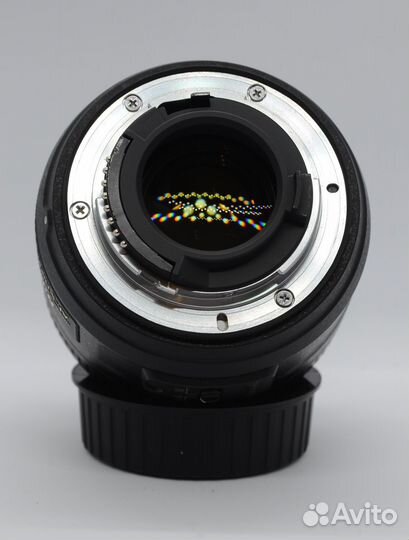 Nikon 35mm f/1.8G AF-S DX Nikkor