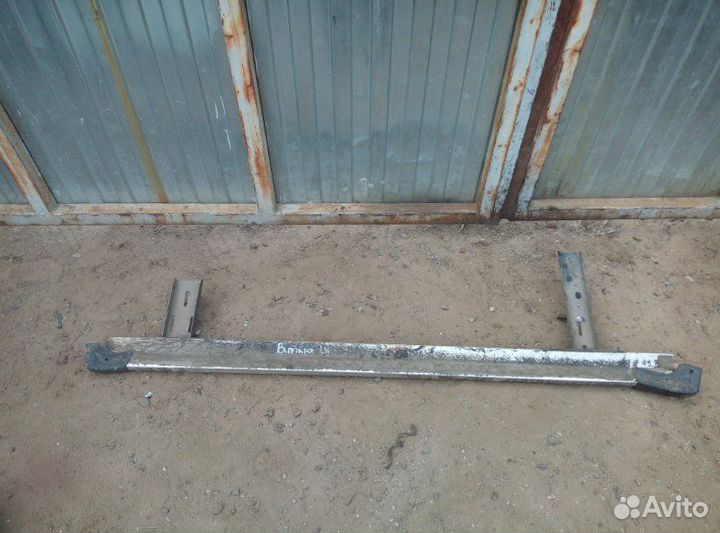 Подножка левая Suzuki Grand Vitara J20A 2011