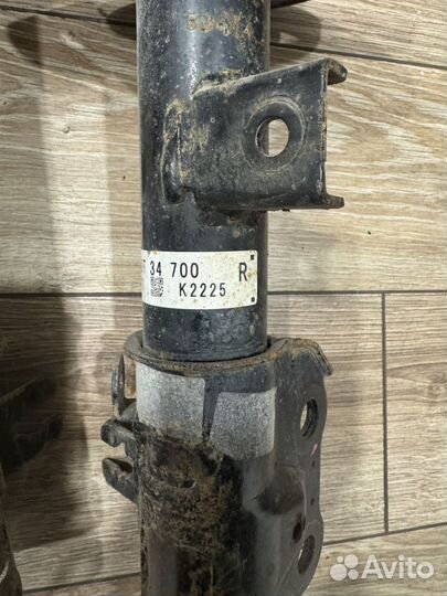 Передние амортизаторы mazda cx-5 2015 год