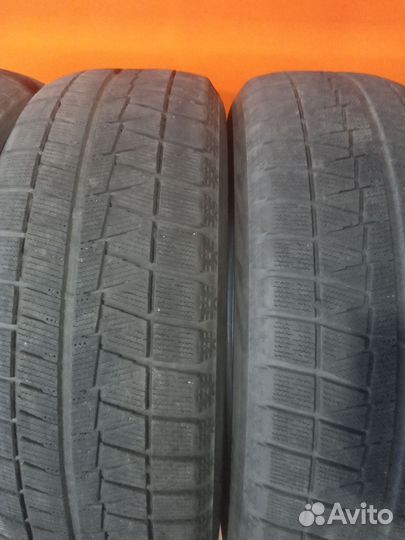 Bridgestone Blizzak Revo1 225/60 R17