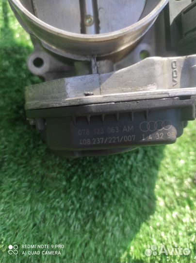 Дроссельная заслонка Audi A6 C5 2.4 AGA
