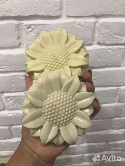 Воск пчелиный, цветной