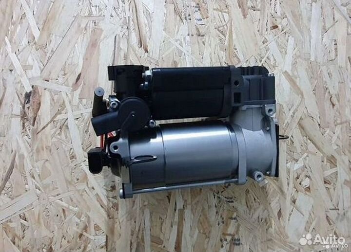 Компрессор пневмоподвески Mercedes W211