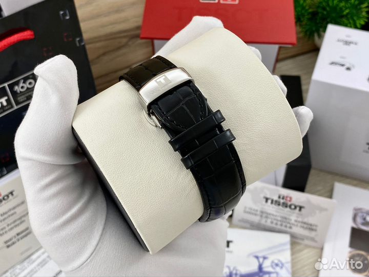 Мужские часы Tissot Couturier сапфировое стекло