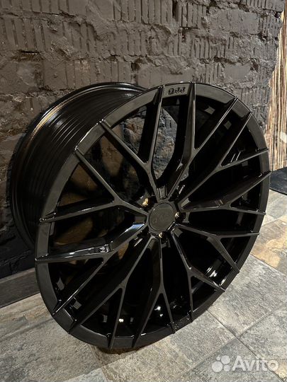 Новые разноширокие диски R21 5x112 Mercedes BMW