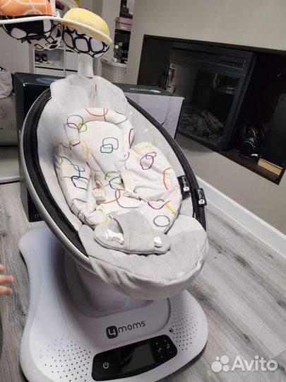 Электронное кресло-качалка 4moms