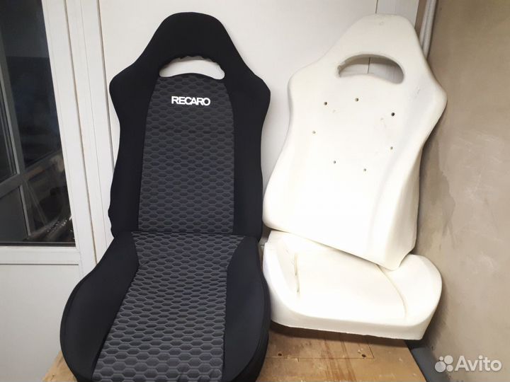 Пенолитье сиденья и тканевые обивки Recaro