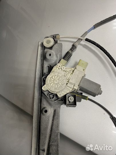 Продам стеклоподьемники на BMW 5 F10