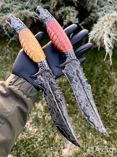 Нож с клеймом