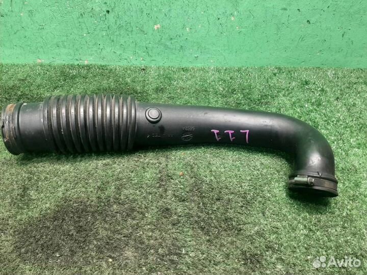 Патрубок воздушного фильтра Ford Focus 2 (CB4) 20