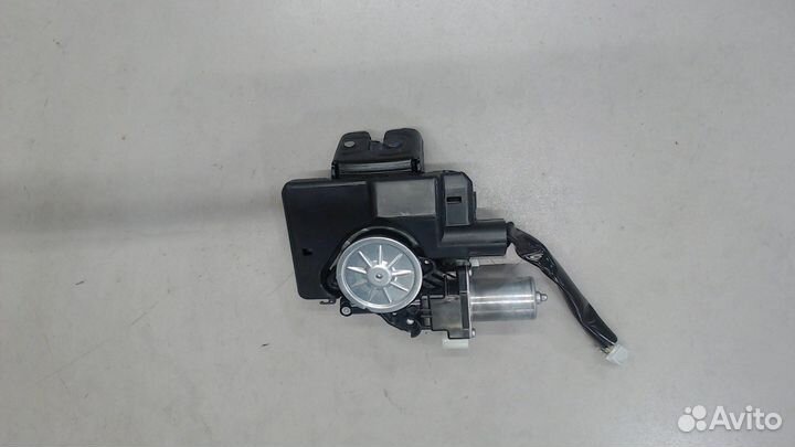 Замок багажника Toyota Venza 2020, 2021