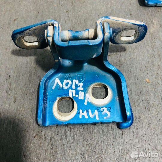 Renault Logan 2 петля двери правая (Авторазбор Атп