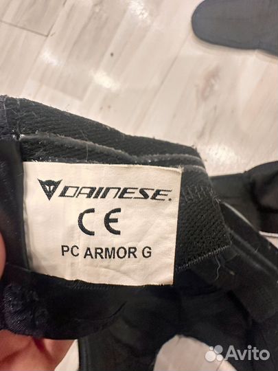 Наколенники dainese