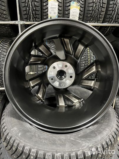 Диск Carwel Тишь 1801 VW Skoda R18