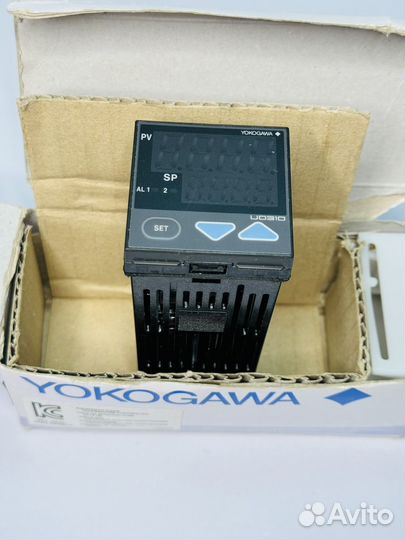 Цифровой индикатор с ручным задатчиком UD310