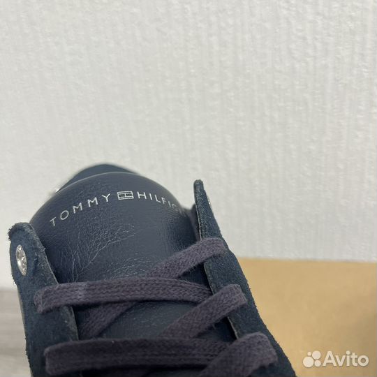 Tommy Hilfiger (38 EU) / Оригинал