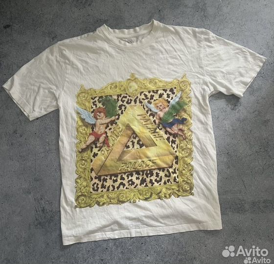 Футболка palace